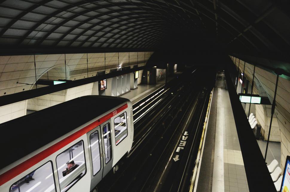 Free Image of Subway Train Pulling Into Train Station 