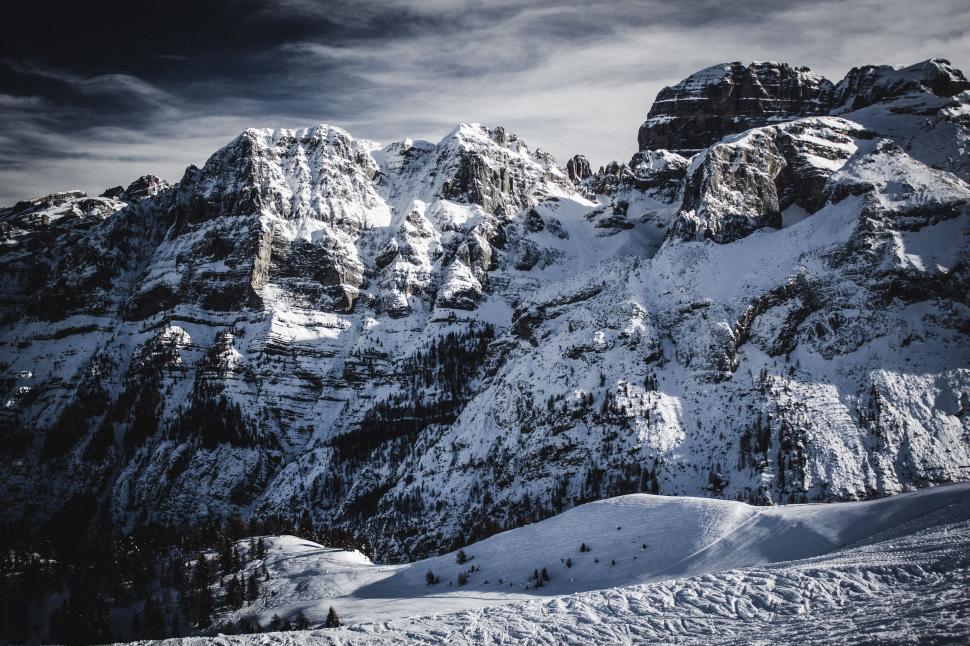 Free Image of Majestic Snowy Mountain 