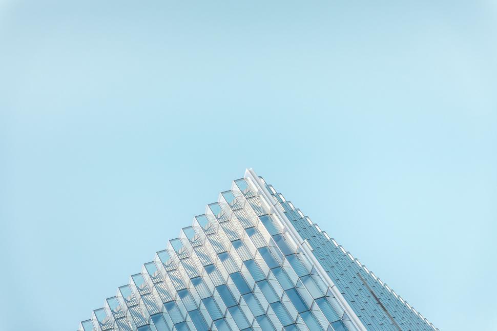 Free Image of Towering Skyscraper Against Skyline 
