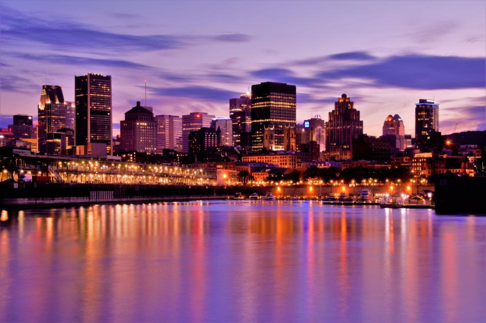 Free Image of City Skyline Illuminated at Night 