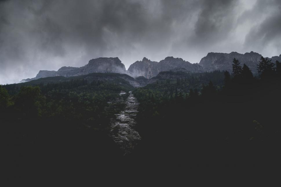 Free Image of Majestic Mountain Range in Black and White 