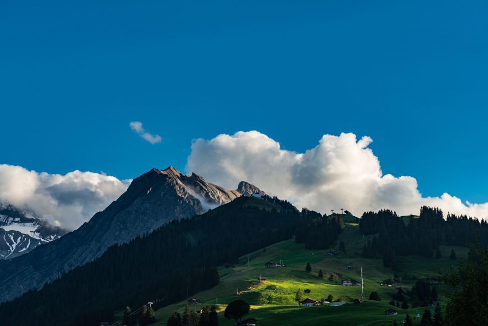 Free Image of Majestic Mountain Range With Clouds 