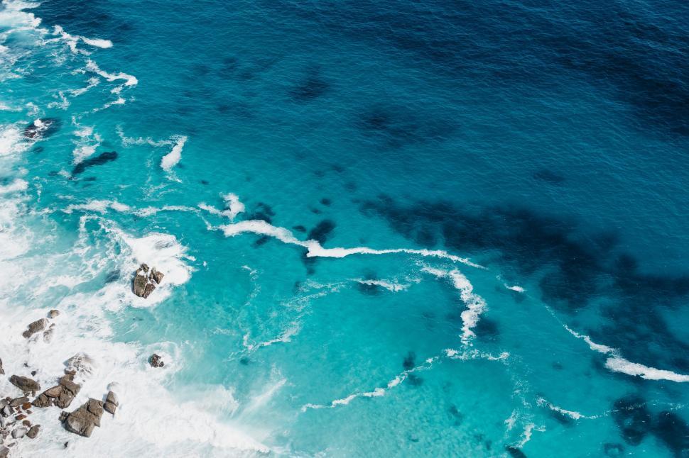 Free Image of Aerial View of Ocean and Rocks 
