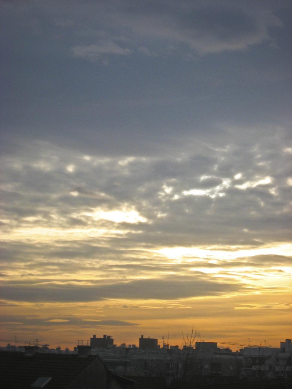 Free Image of golden sky 