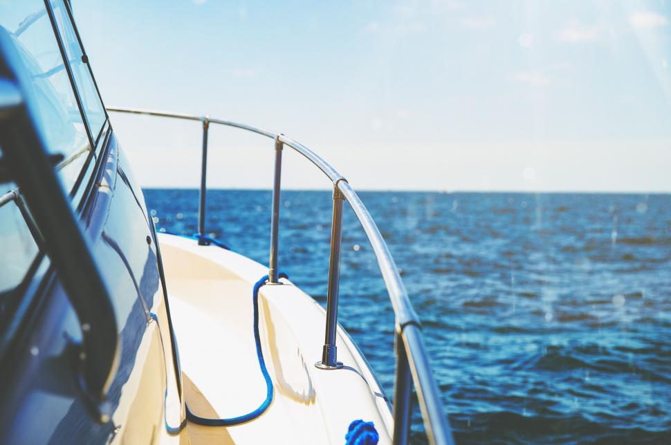 Free Image of Boat Crossing Vast Ocean 