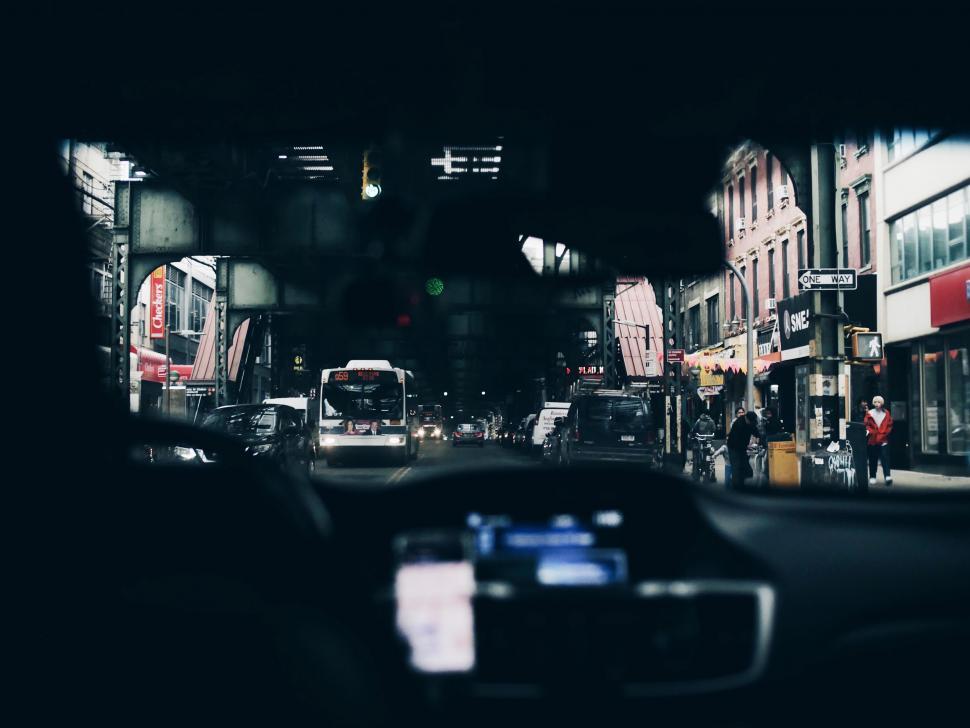 Free Image of Bustling City Street During Rush Hour 