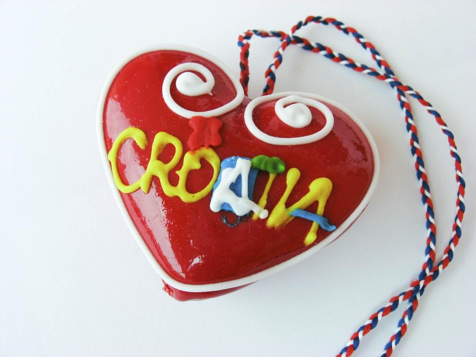 Free Image of souvenir heart necklace 