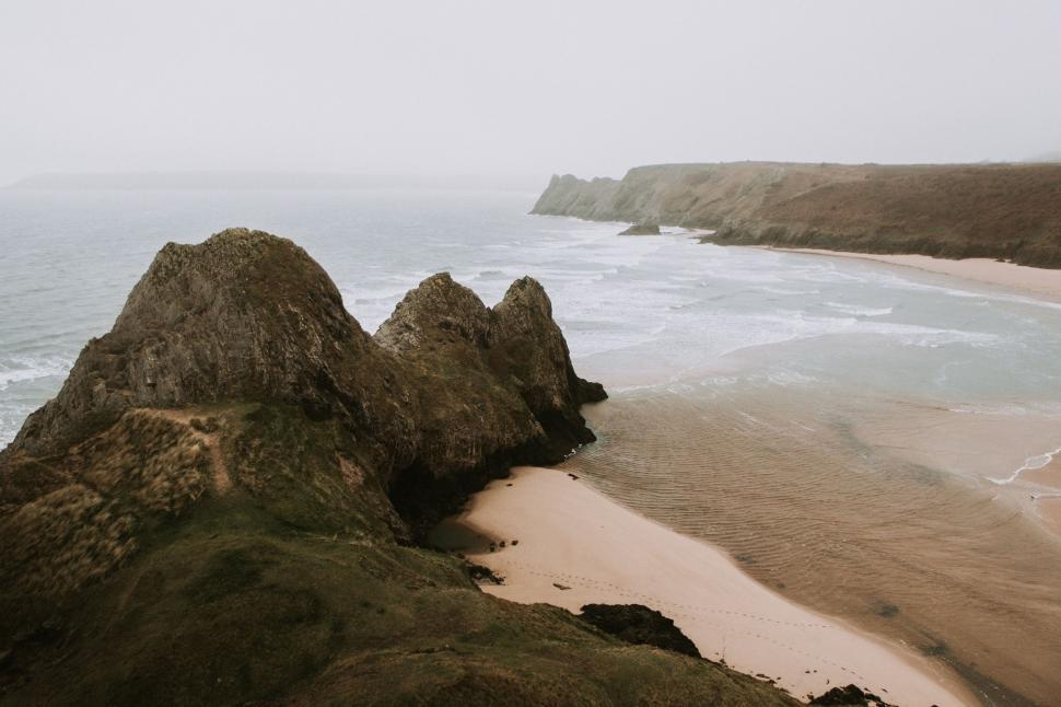 Free Image of Ocean View From Rocky Cliff 