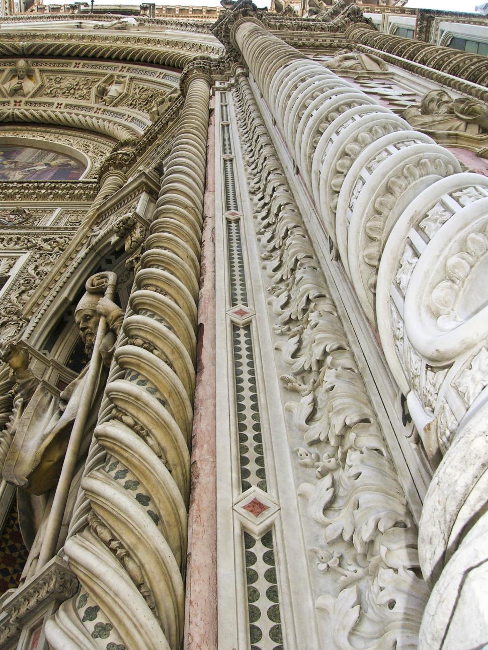 Free Image of ornamental columns 
